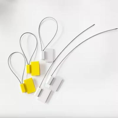 Cina 13.56MHz NFC Seal Tag NTAG213 Chip Anti Furto RFID Cable Tie Tag Auto bloccaggio in vendita