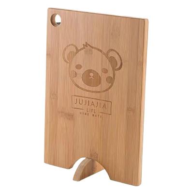 China Sustainable Natural One Piece Organic Food Chopper Bamboo Cutting Board for sale