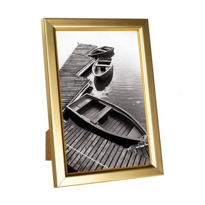 China Rustic Picture Frames 4x6 Gold Picture Frames For Wall Or Display Simple Design Glossy Finish Table Frame For Home Decoration for sale