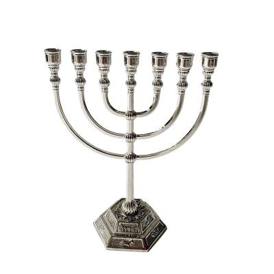 China Home Decoration 18x13cm Menorah Candle Holders Religions Candelabra Hanukkah Candlesticks 7 Branch Silver Jewish Candle Holder for sale