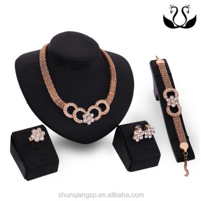 China Wholesale Cheap Elegant ALLOY Gold Plated Tanjore Jewelry Set for sale