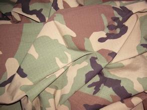 China Cotton military camouflage fabrics wear-resistant, waterproof and tear-resistant for sale