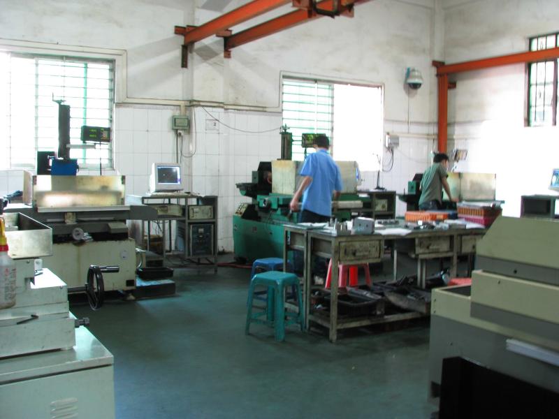 Проверенный китайский поставщик - Dongguan Shenghua Plastic Mould Factory