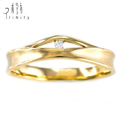 China Designer Couples Diamond Wedding Rings Designer Unique Engraved Modern Styles Jewelry For Women 18K Rose Gold Engagement Ring Men Couples for sale