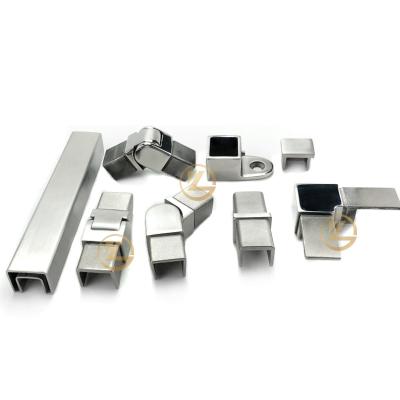 China YL Modern Spot Mirror Stainless Square Railing Tube Connector for sale