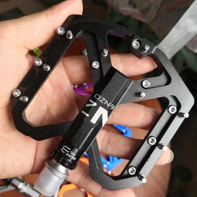 China Mountain Bikes 2022 New Mountain Bike Non-Slip Pedal Platform Bicycle Alloy Flat Pedal 9/16