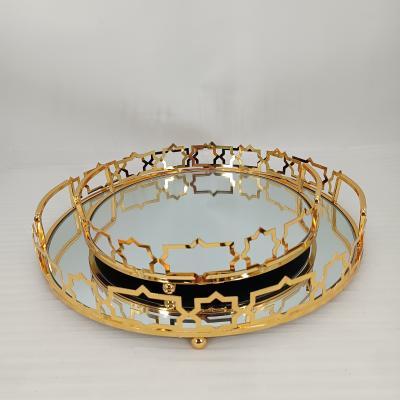 China 2022 Transitional Newcomer Geometric Home Decor Mirrored Tray Rectangular Round Wedding Perfume Glassed Serving Tray for sale