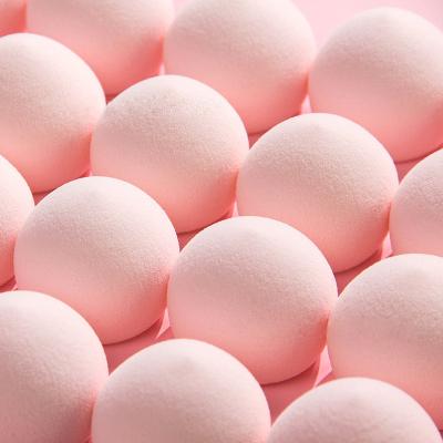 China Even Makeup Cotton Candy Beauty Make Up Peach Shape Marshmallow Makeup Sponge Customized Logo for sale