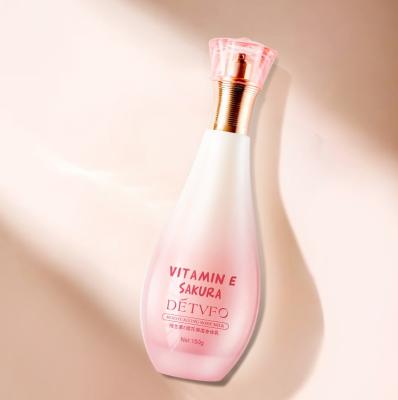 China Vitamin Nourishing Sakura Moisturizing Body Lotion Long-Lasting Elegant Scent Brighten Skin Body Lotion for sale