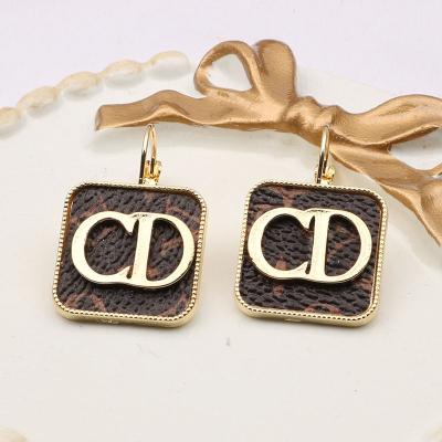 China High quality European and American ladies earrings new retro fashion jewelry wild earrings for sale