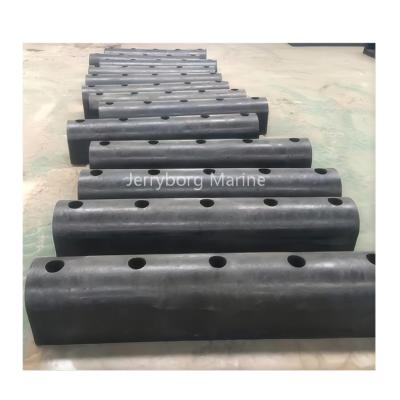 China Weather-Resistant D-Type Rubber Fenders for Ports and Terminals for sale