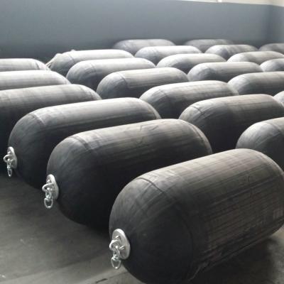 China Yokohama Docking Fender Pneumatic Floating Rubber Fender For Shipping for sale