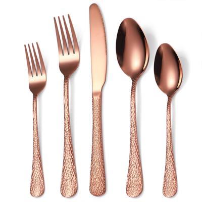 China Sustainable Handle With Hammered Texture Flatware Sets 5pcs Stainless Steel Cutlery Set By Gold Plated for sale