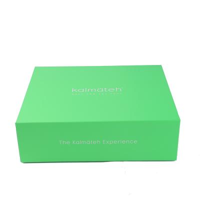 China Recyclable Customize Printing Cardboard Fold Packaging Gift Boxes With Magnetic for sale