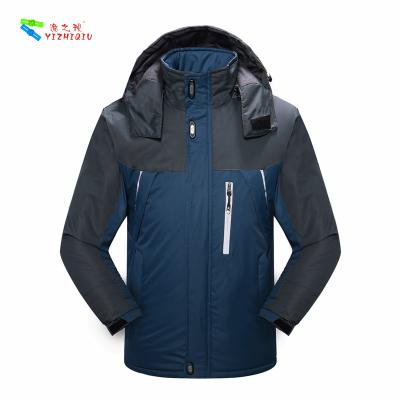 China YIZHIQIU Durable Warm Breathable Windbreaker Men's Waterproof Outdoor Jacket For Men for sale