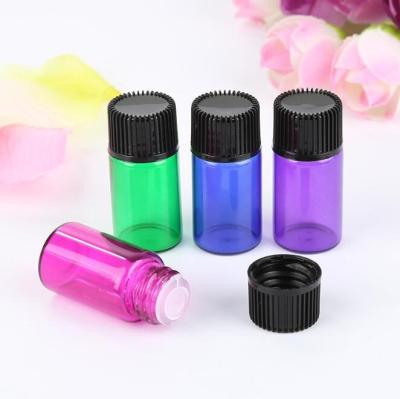 China Personal Care 1ml 2ml 3ml Colorful Inner Hold Sealing Essential Oil Sample Glass Bottle With Screw Cap for sale