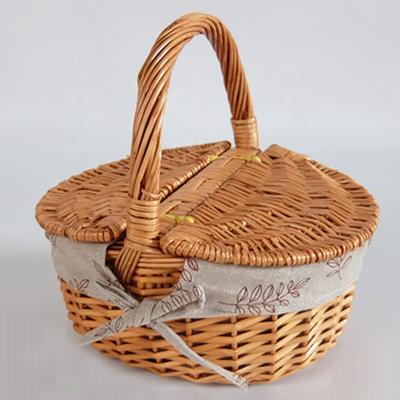 China Natual Willow Basket Is Of Europe Willow Picnic Basket High Quality Eco-Friendly And Environmental Gift Natural Basket As Picture Folk Art for sale