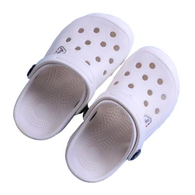 China 2021 New Fashion Waterproof Children's EVA Jelly Beach Factory High Quality Clogs Durable Unisex Garden Clogs Latest Design Customized for sale