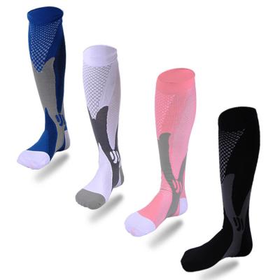 China Breathable Hot Sale High Elastic Sports Basketball Football Compression Sports Socks For Men for sale