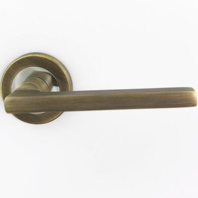 China Latest Modern Minimalist Luxury Zinc Alloy Modern Door Handles Leather Door Handles Europe for sale