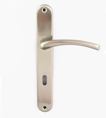 China Modern cheap hot sale zinc pull good quality aluminum door handle with keyhole for sale