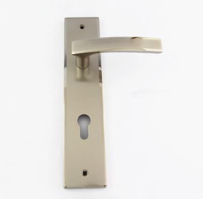 China Modern Hot Sale Cheap Custom Industrial Square Door Handle Lock Lever Zinc for sale