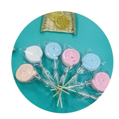 China OEM Natural Cute Candy Shape Marshmallow Lollipop Candy Sweets for sale