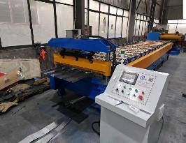 China 20-25m/min Forming Speed Roof Sheet Panel Forming Machine with Customizable Options for sale