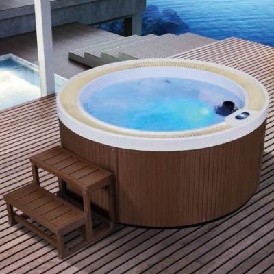 China Large Round Bath Modern Outdoor Wooden Hot Tub Whirlpool 6 Person Outdoor Hydraulic Poland Spa Tubs, Combined Spa Tubs Massage Outdoor Spa for sale