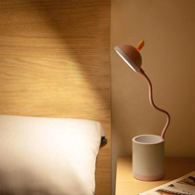 China Modern Study Pen Holder Desk Light Children USB Charging Adjustable Shine Study Table Lamp for Children for sale