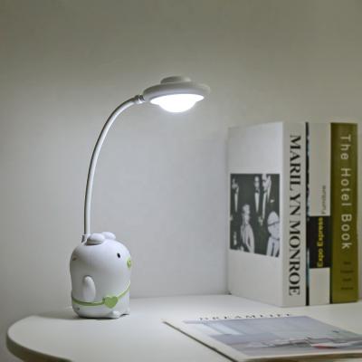 China Modern Design Adjustable Touch Switch Lighting Study Reading High Quality Modern Table Lamp for sale