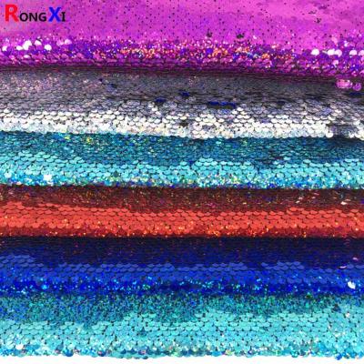 Chine RXF0751 5MM Reversible Sequin Fabric Embroidered Customizable Waterproof à vendre