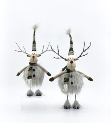 China 2021 Home Decor Newcomer Gift For Festival Memory Decor Ornament Cloth Deer Christmas Table Decoration Supplies for sale