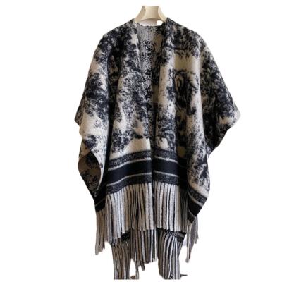 China Checked Europe And The United States Retro Cape Shawl Travel Wear A Cape Warm  Cashmere Scarf Ladies Shawl for sale