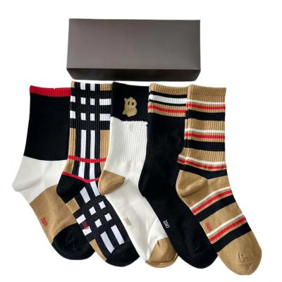 China Anti-Bacterial New high quality men's and women's socks Winter printed socks embroidered cotton luxury brand gift box packing socks for sale