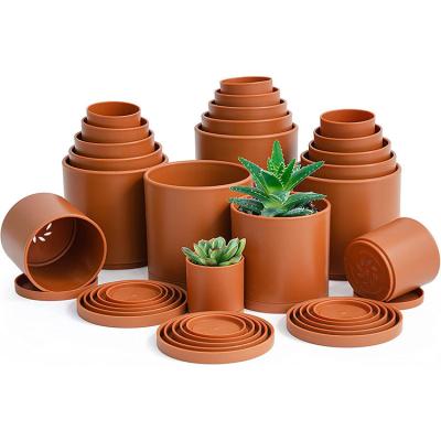 China BUMPER-RESISTANT BEES 20 Sizes 2-4 Inch Terracotta Plant Pots Small Garden Planter Pots For Plant With Drainage Holes And Saucers for sale