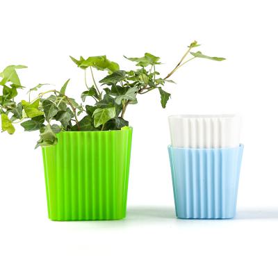 China Modern BEES Green Plant Pot Home Decoration Square Planter Plastic Flowers In Pots for sale