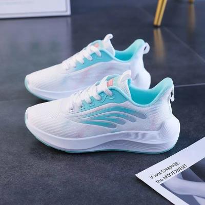 China Fashion Trend New Design Breathable Comfort Mesh Upper Sneakers Walking Style Light-Weight Soft Sole Casual Zapatillas for sale