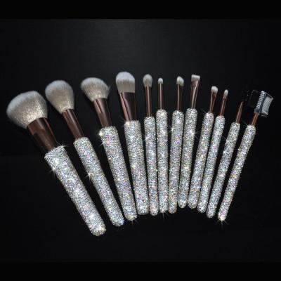 China Angular Blush Full Rhinestones Crystal Handle 12 Pieces Luxury Makeup Brushes Private Label Makeup Brush Set for sale