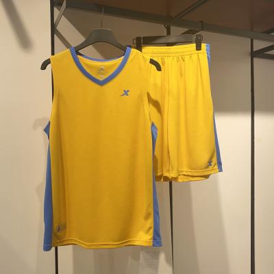 China XTEP Men Antibacterial Basketball Suits Tops And Shorts For Basketball Tank Top for sale