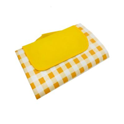 China Indoor Soft Picnic Mat Taiwan Beach Outdoor Picnic Folded Waterproof Camping Blanket Covering for sale