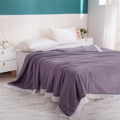 China Sustainable 200*230cm-Bedding Comfort Spaces Waffle Knitted Fabric Summer Quilting Comforter Set Whole Feather Silk Cotton Polyester Filling for sale