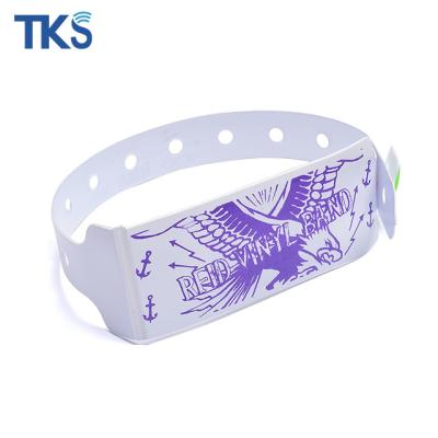 China Waterproof / NFC Plastic / PVC Disposable Medical Wristband RFID Wristband Vinyl Waterproof Wristband for sale