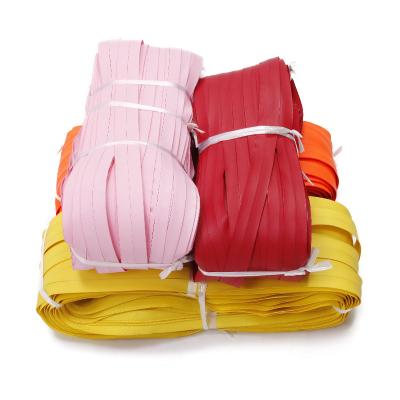 China Hot Selling 3# 5# Auto Lock End End Auto Lock Purple Yellow Red Beige Black White Invisible Nylon Zipper for sale