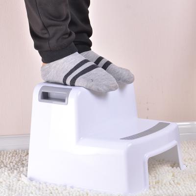 China High Quality Modern Four-Corner Bathroom Kitchen Children's Stool Step Stool Plastic for sale