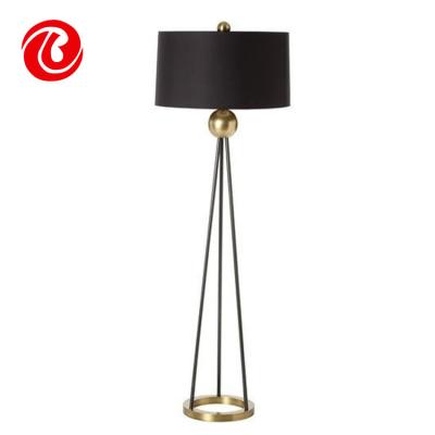 China New Design Modern Top Grade Italy Style Indoor Elegant Wrought Iron Led Floor Lamp for sale