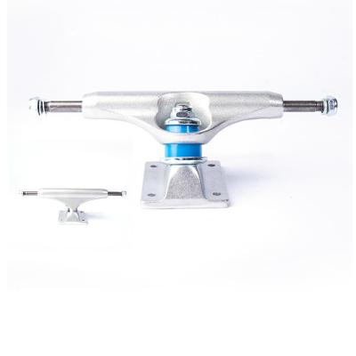 China Professional Wholesale Skateboard Truck Pro Hollow Double Skateboard Trucks 5.25 for sale