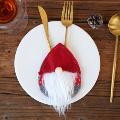 China Cloth Christmas Knife and Fork Bags Cover Tableware Felt for Christmas New Year Party Dinner Table Decoration Hat for sale