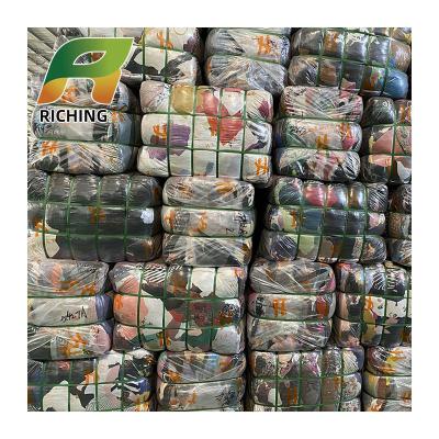 China Polyester/Cotton 45kg Seconds Hand Core South UK Winter Used Clothes Bales for sale