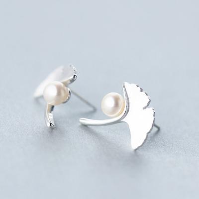 China Hot Selling Trendy Fashion Style Stud Earrings S925 Sterling Silver Apricot Leaf Pearl Korean Single Earring for Women and Girls Jewelry for sale